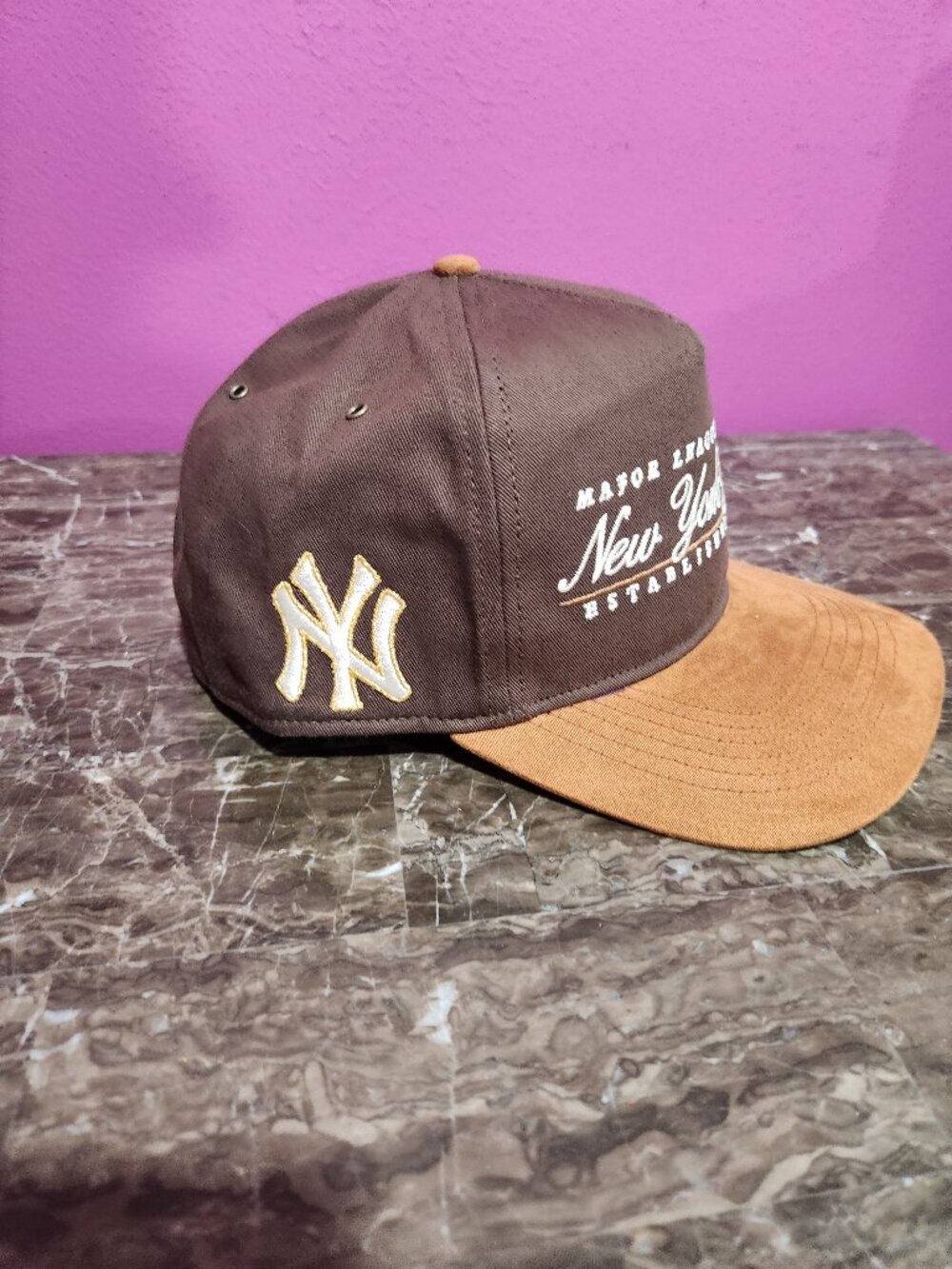 Brown Suede Yankee Snapback new era 47 hat